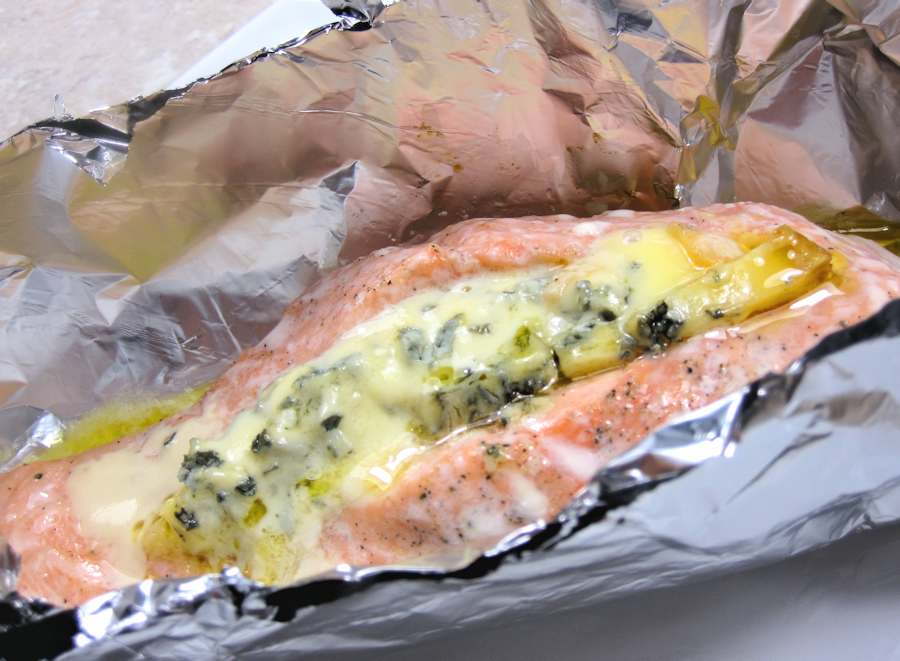Salmon With Blue Cheese En Papillote Recipe Cuisine Fiend